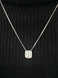 -周生生Chow Sang Sang(东方店)