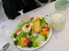 -丽莎沙拉轻食餐厅(国贸店)