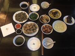 -咸亨酒店•非遗绍兴菜•中华老字号(堂吃餐厅)