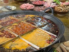 -正南齊北重庆老火锅(光华村直营店)