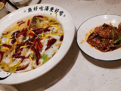 -江渔儿酸菜鱼·拔草餐厅(虎门君乐汇店)