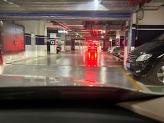-信业未来中心-地下停车场