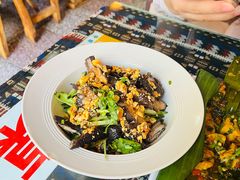 -蜗牛小馆醉乡民谣云南菜(惠新西里店)