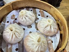 松茸鲜肉小笼-莱莱小笼·乔艾