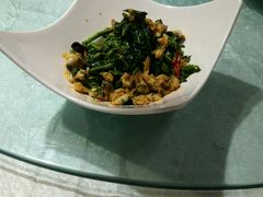 -赶海部落海鲜城(海阳路店)