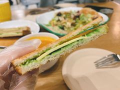 -HELLO 27 意面·沙拉·帕尼尼