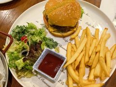 -浦鸿会尚莊亲子餐厅(碧云店)