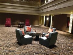 -上海松江假日酒店