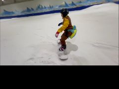-乔波室内滑雪场