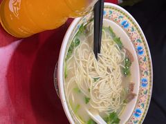 -金杨拉面王小吃面馆·牛三宝面·红烧牛肉粉