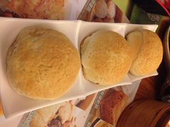 酥皮焗叉烧包-添好运点心专门店(深水埗店)