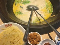 -陈大锅·岳阳鱼馆·地道岳阳菜(美食街店)