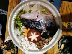 三文鱼头火锅-千羽鹤海鲜居酒屋Bistro(大望路店)
