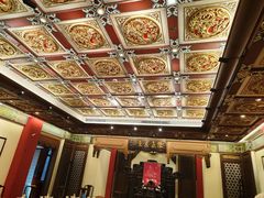 -梅龙镇酒家(南京西路总店)
