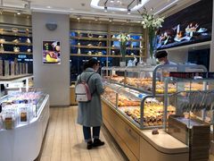 面包甜点陈列柜-好利来(南京路一店)