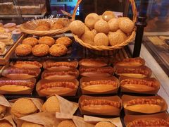 -巴黎贝甜(大宁国际商业广场店)