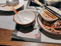 -尚尚仙·酸汤猪手·猪肚鸡火锅(华联万柳购物中心店)