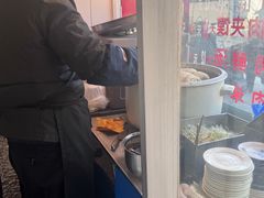 -烤鸭肉夹馍鸭汤店