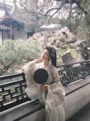 -一揽芳华汉服旗袍体验馆(拙政园店)