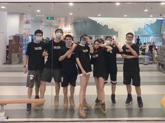 -冰纷万象滑冰场(深圳万象城店)