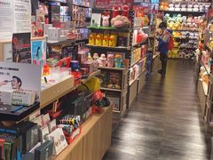 -酷乐潮玩(金桥国际店)