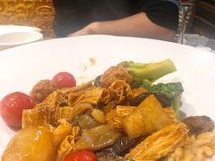 老铺第一罐-北京老铺烤鸭(老城根店)