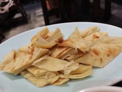 鱼头泡饼-大海碗·京菜炸酱面(雍和宫店)