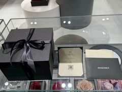 -ROSEONLY诺誓(国际广场购物中心店)