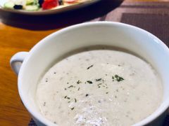 蘑菇汤-LUCCA卢卡西班牙海鲜饭(远洋广场店)