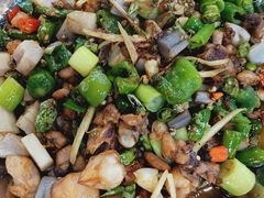 尖椒兔-饭饱香土碗菜(新科店)