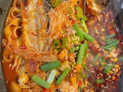 -鸣记脆皮烤鱼·海鲜烤鱼(三八广场店)