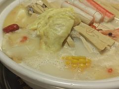 -三人行骨头王火锅(长寿店)