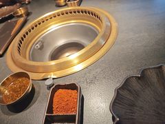-铭牛烧肉·和牛海鲜自助(高新月牙湖店)