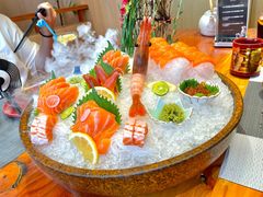 秒懂三文鱼-文三酒肆自助放题(新街口友谊广场店)