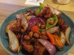 椒香虾仁爆鸡球-陈傻子餐厅(世纪都会店)