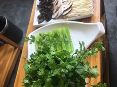 -小小河边鱼(天润城店)