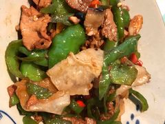 -鸽子侯·家宴·平价海鲜(市图书馆店)