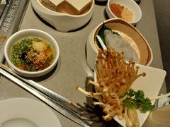 -海底捞火锅(金山百联店)