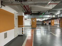 -龙湖虹桥天街-停车场