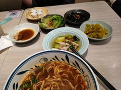 -康师傅私房牛肉面(马泉营奥莱店)