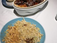 -八府香鸭·啫啫煲(华山路店)