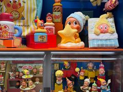 -泡泡玛特POPMART (北京超极合生汇店)