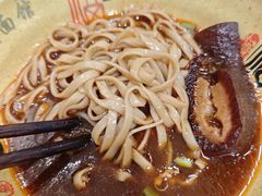 大肉面-胡氏面馆
