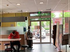 大堂-麦当劳(欢乐谷店)