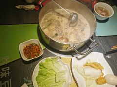 -四季喧黔味豆米火锅(万达广场店)