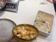 -喃喃椰·糟粕醋·椰子鸡火锅(七堡花园店)