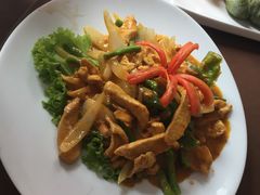 -Neary Khmer Restaurant