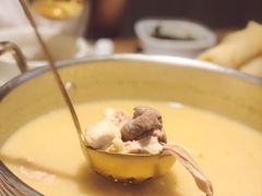 -六少·猪肚包鸡火锅(卓悦INTOWN店)