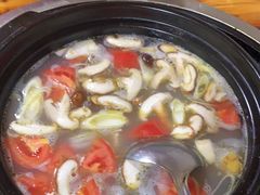 -牛羊鲜汤锅(塔公镇菜市场店)