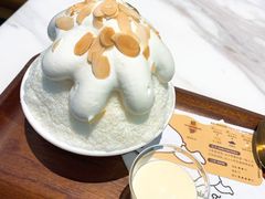榴莲肉加榴莲芝士-丹礼糖甜品